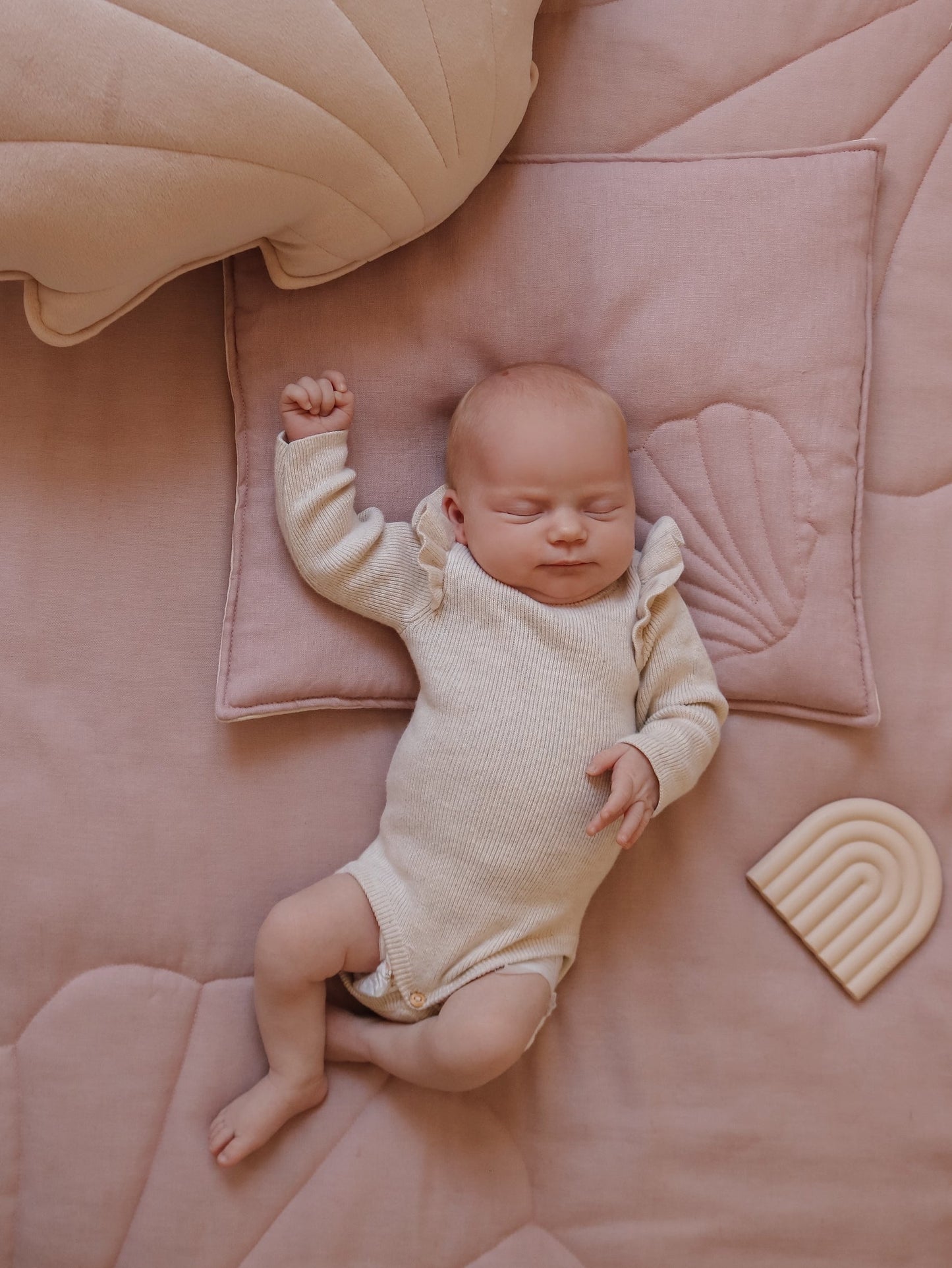 Linen "Powder Pink" Shell Child Cover Set (Large) by Moi Mili