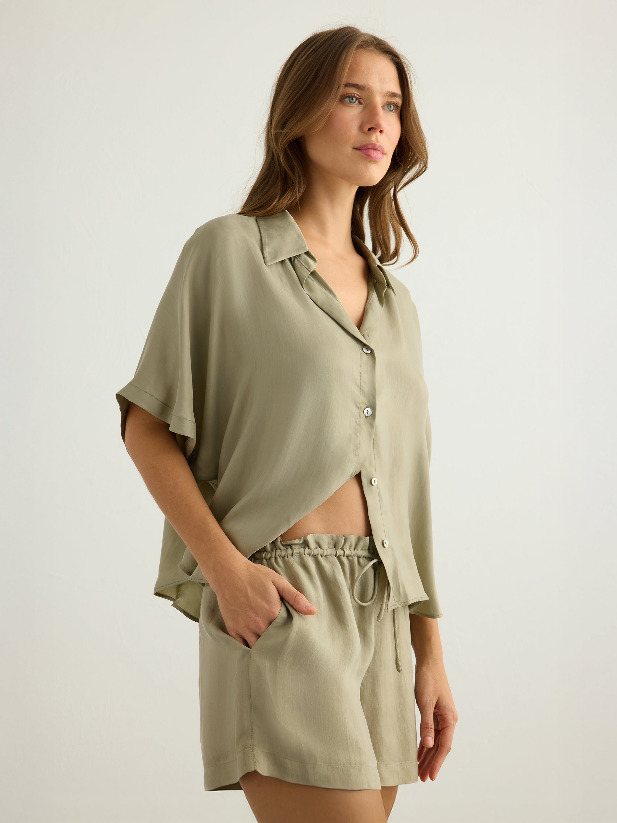 Lucid Flow Shirt - Khaki Green - Sumiye Co