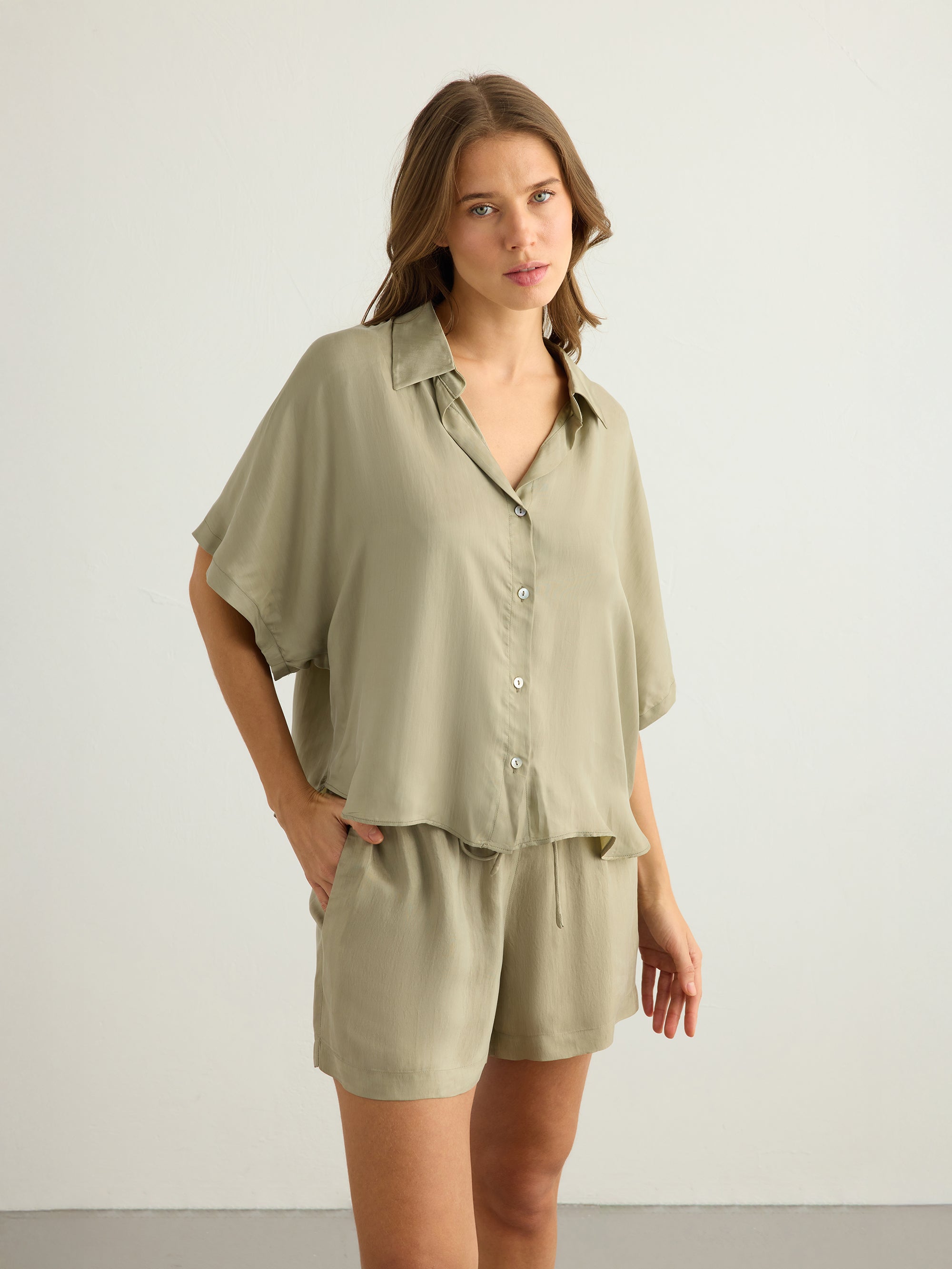 Lucid Flow Shirt - Khaki Green - Sumiye Co
