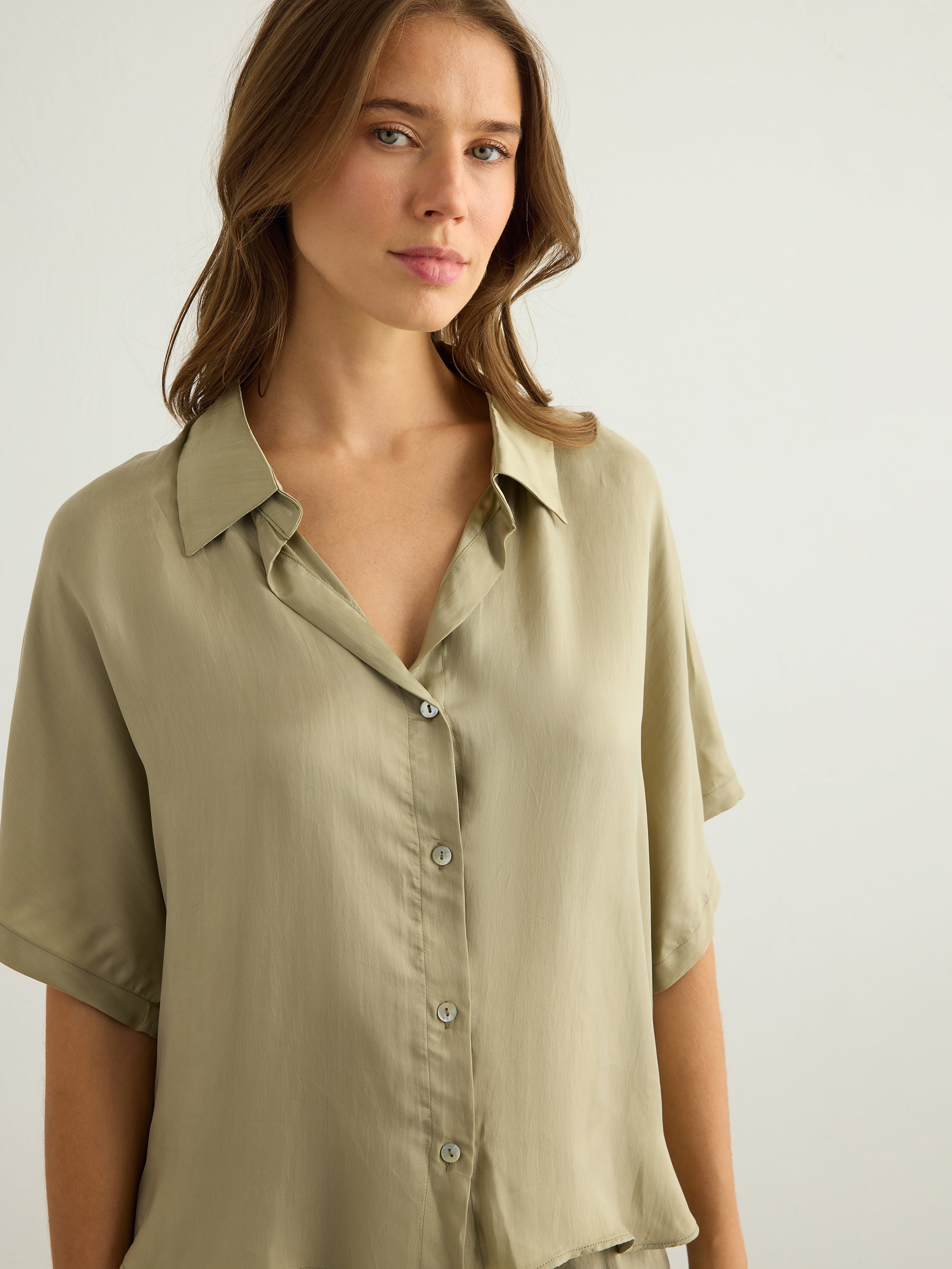 Lucid Flow Shirt - Khaki Green - Sumiye Co
