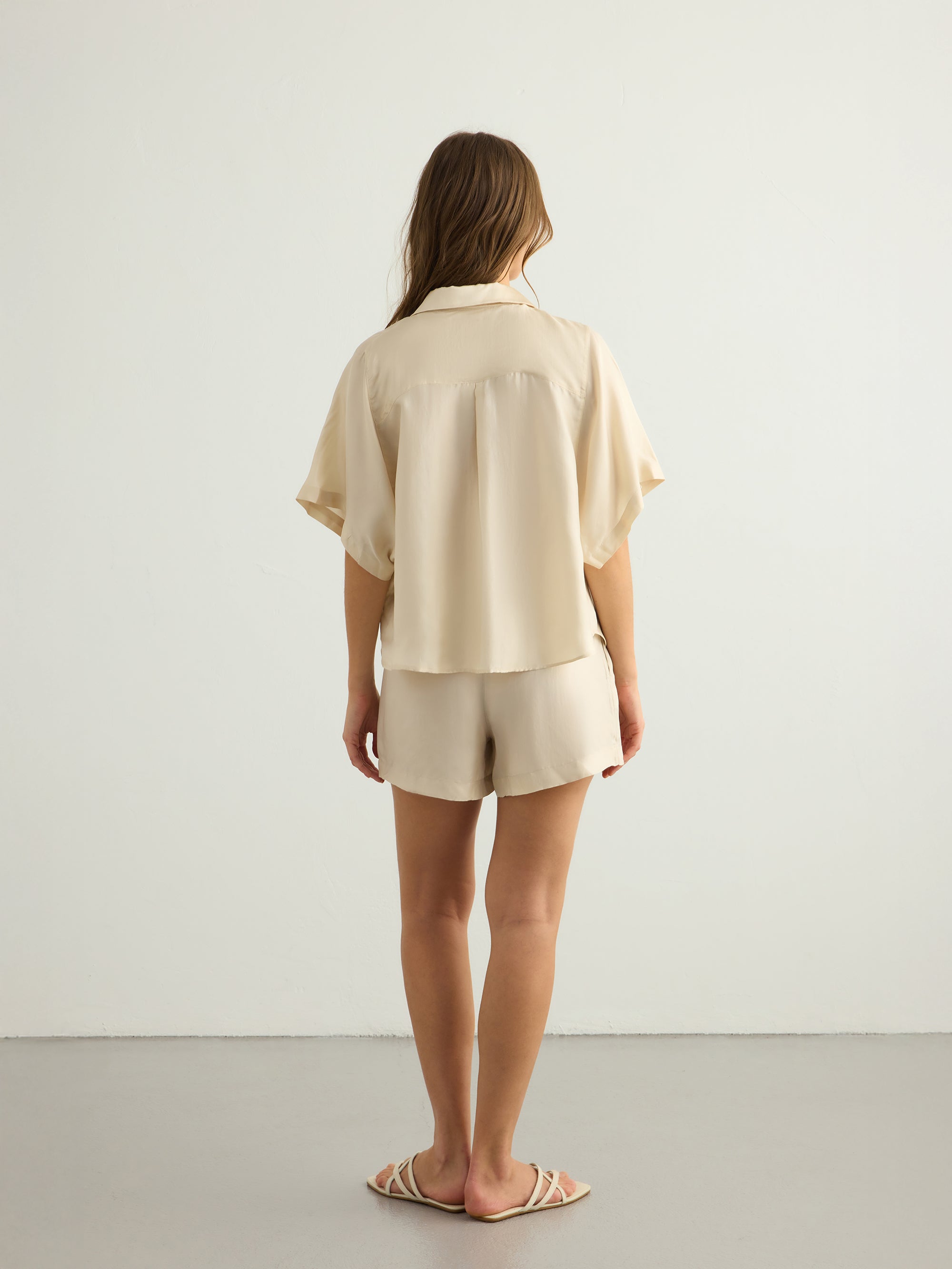 Lucid Flow Shirt - Sand - Sumiye Co