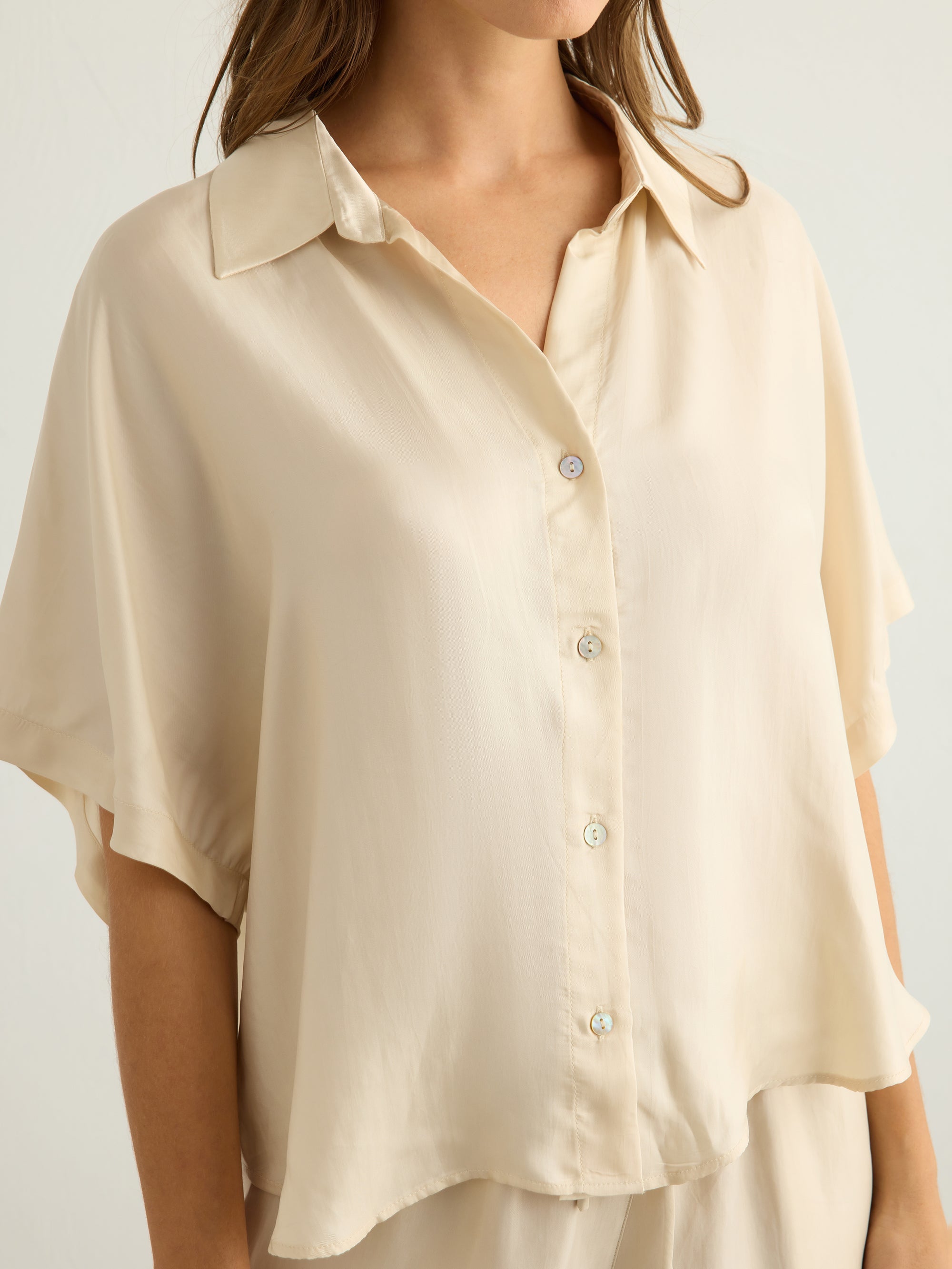 Lucid Flow Shirt - Sand - Sumiye Co