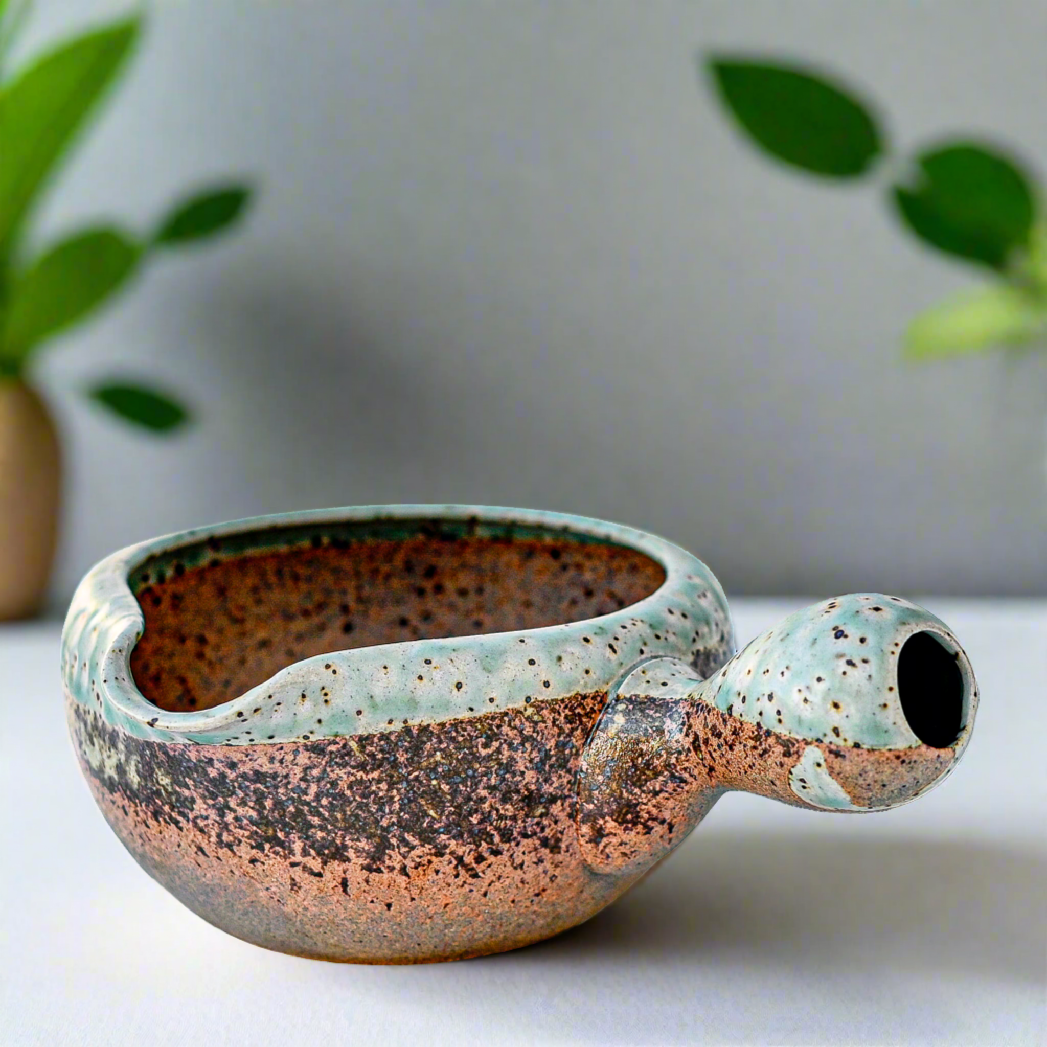 Aprika Life Brown Ceramic Matcha Bowl with Spout - Thumbnail 4