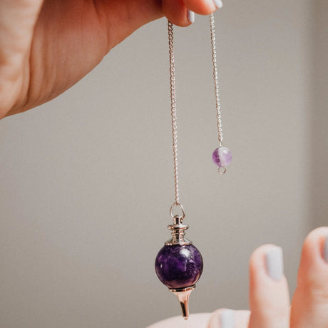 Pendulum, Crystals Pendulum, Natural Stone, Healing Tool, Metaphysical Crystal, Pendulum Customizable