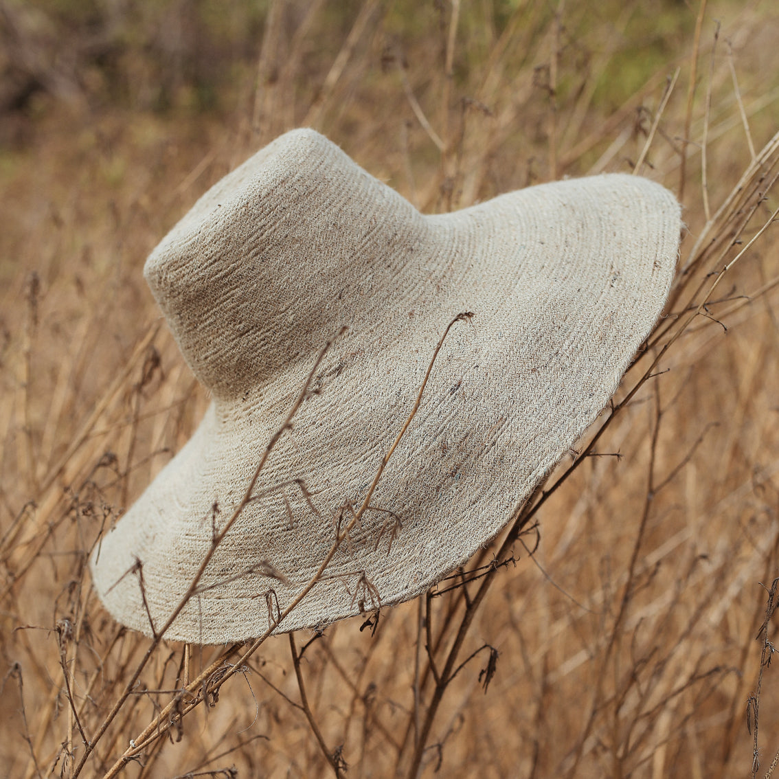 RIRI Jute Handwoven Straw Hat In Natural Beige - Sumiye Co
