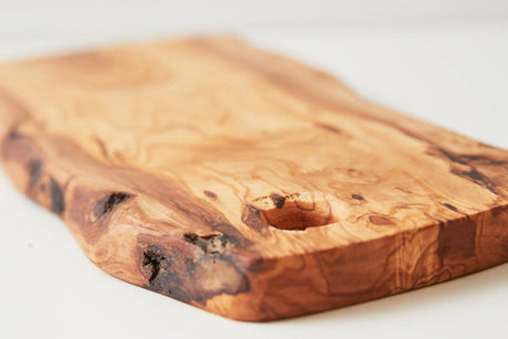 Italian Olivewood Charcuterie Board - with Hole - Sumiye Co