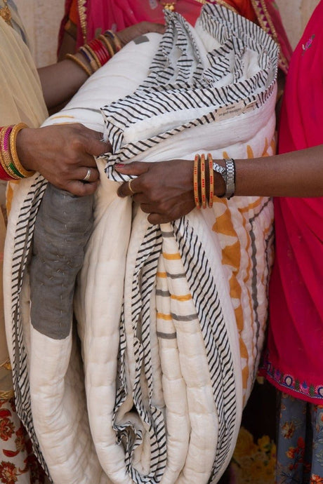 New Moon Quilt (Reverse) - Sumiye Co