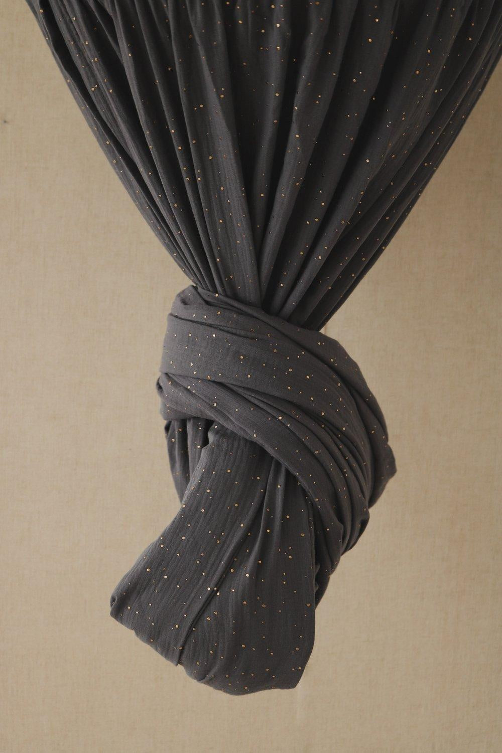 “Anthracite and Gold” Canopy by Moi Mili