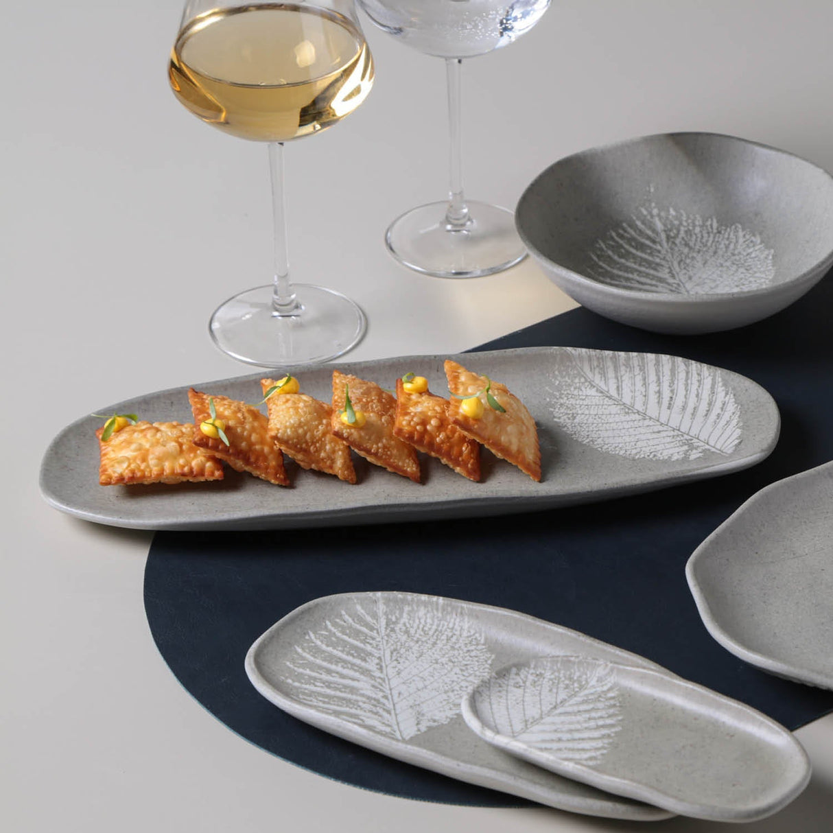 Shallow Organic Oval Platter Large Set of 4