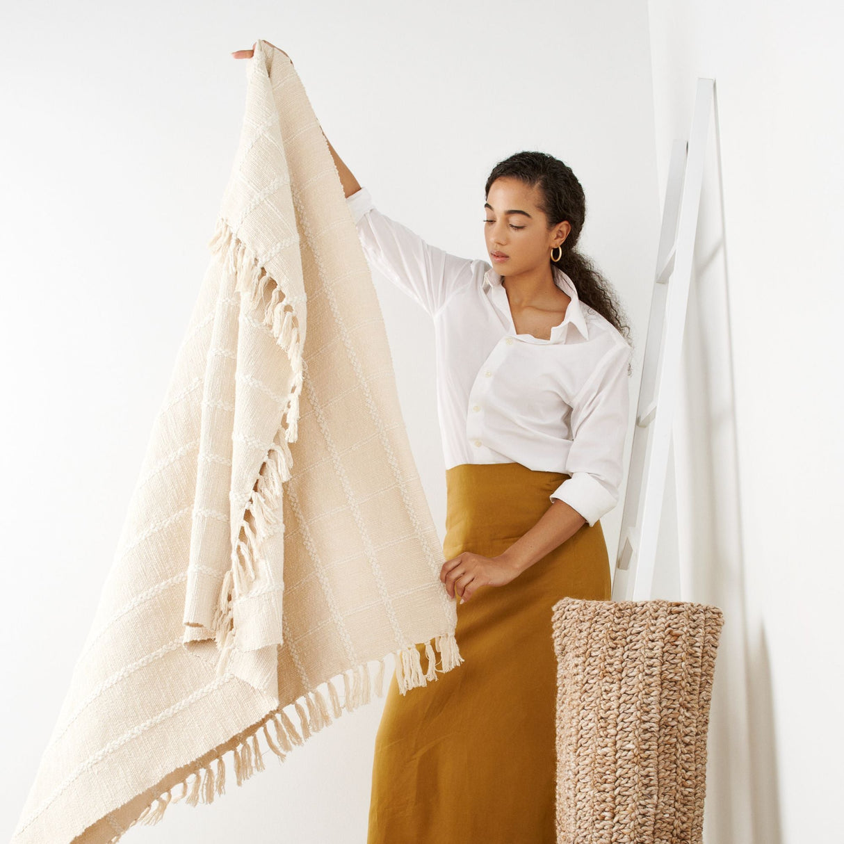 Sea Shell White Textured Checks Handloom Throw - Sumiye Co