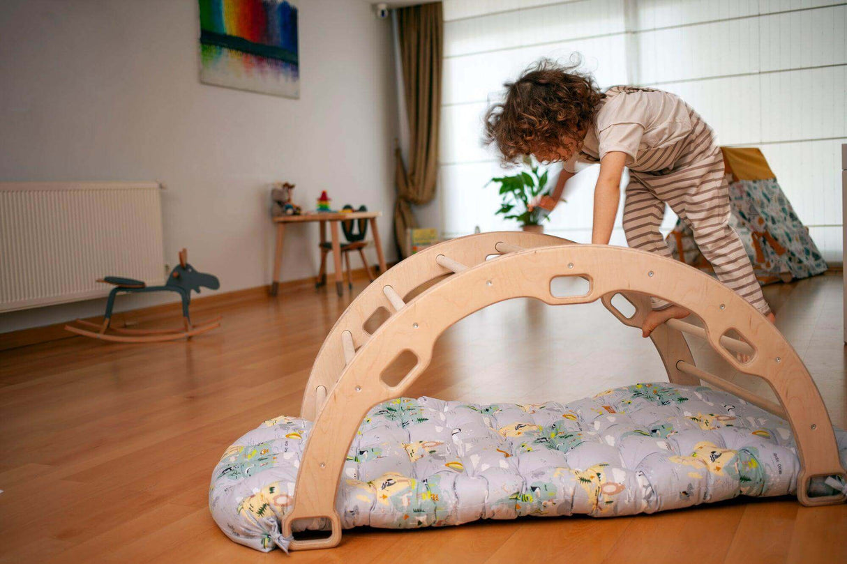 XL Climbing Arch/Rocker & Map Pattern Cushion Set-1