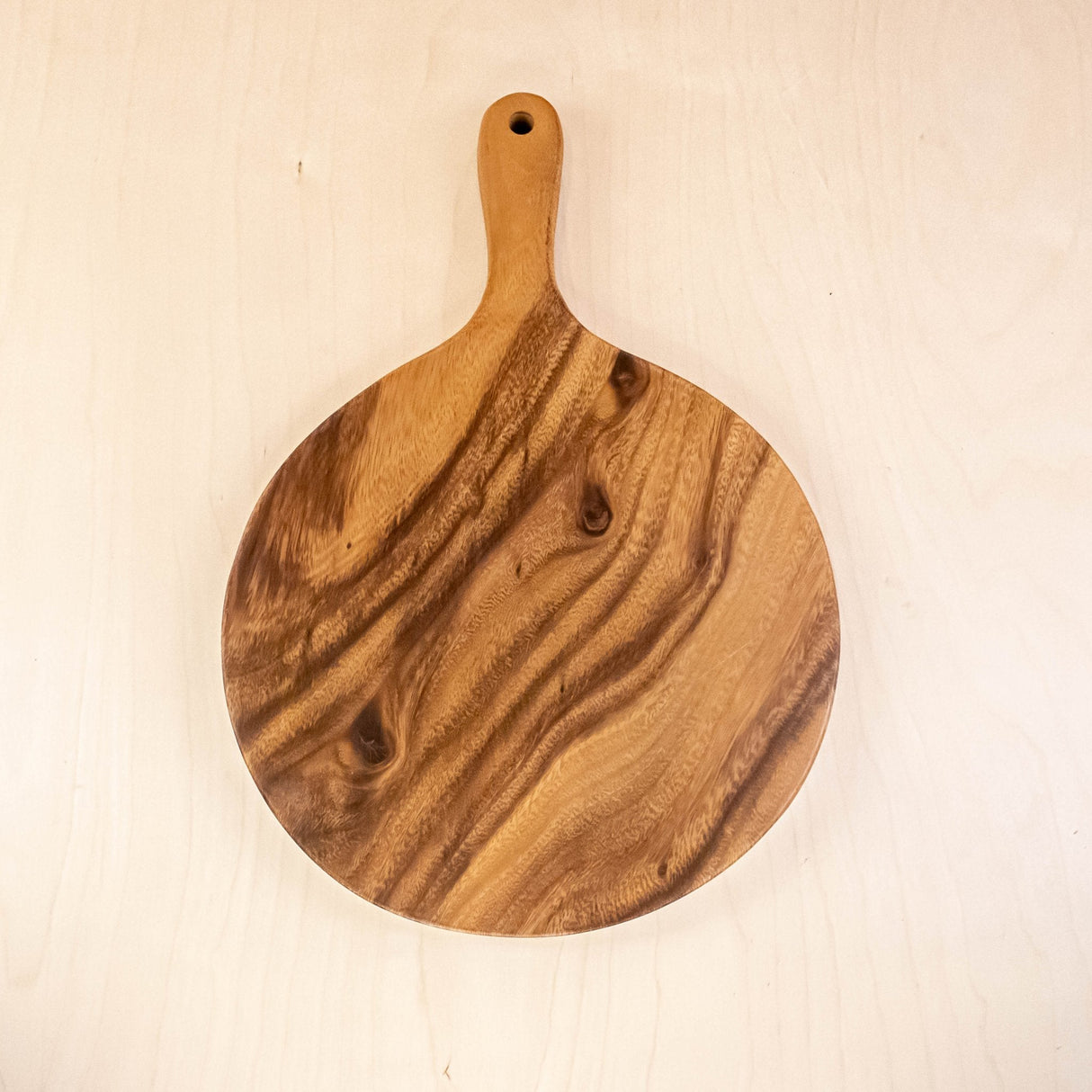 Cutting Board - Round Chopping Board with Handle - Acacia Wood | LIKHÂ - LIKHÂ