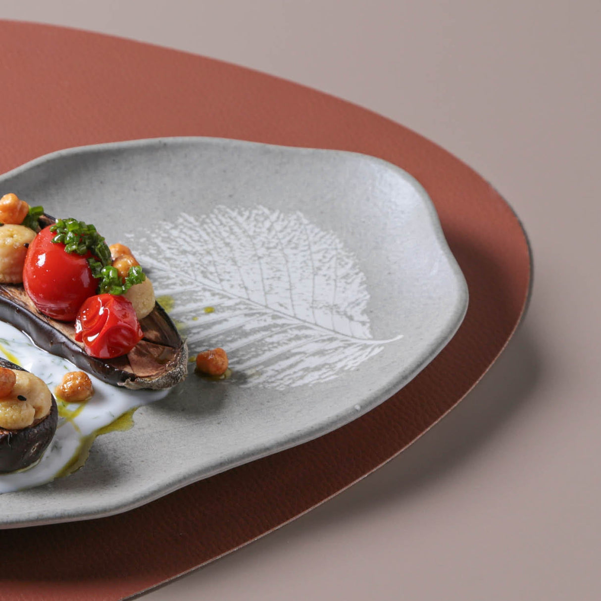 Shallow Bio Oval Platter Medium Set of 4