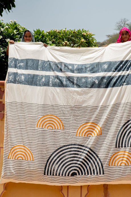 Spiral Sunset Duvet - Sumiye Co