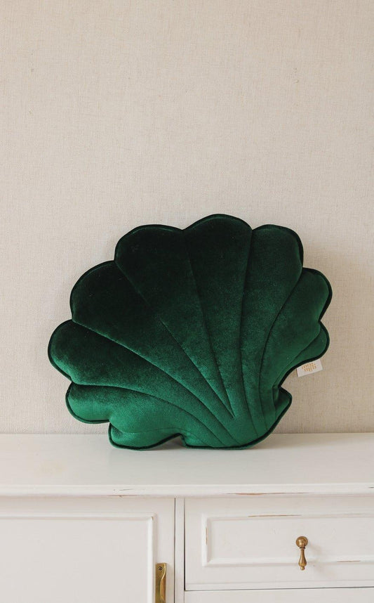 Velvet “Emerald Pearl” Shell Pillow by Moi Mili