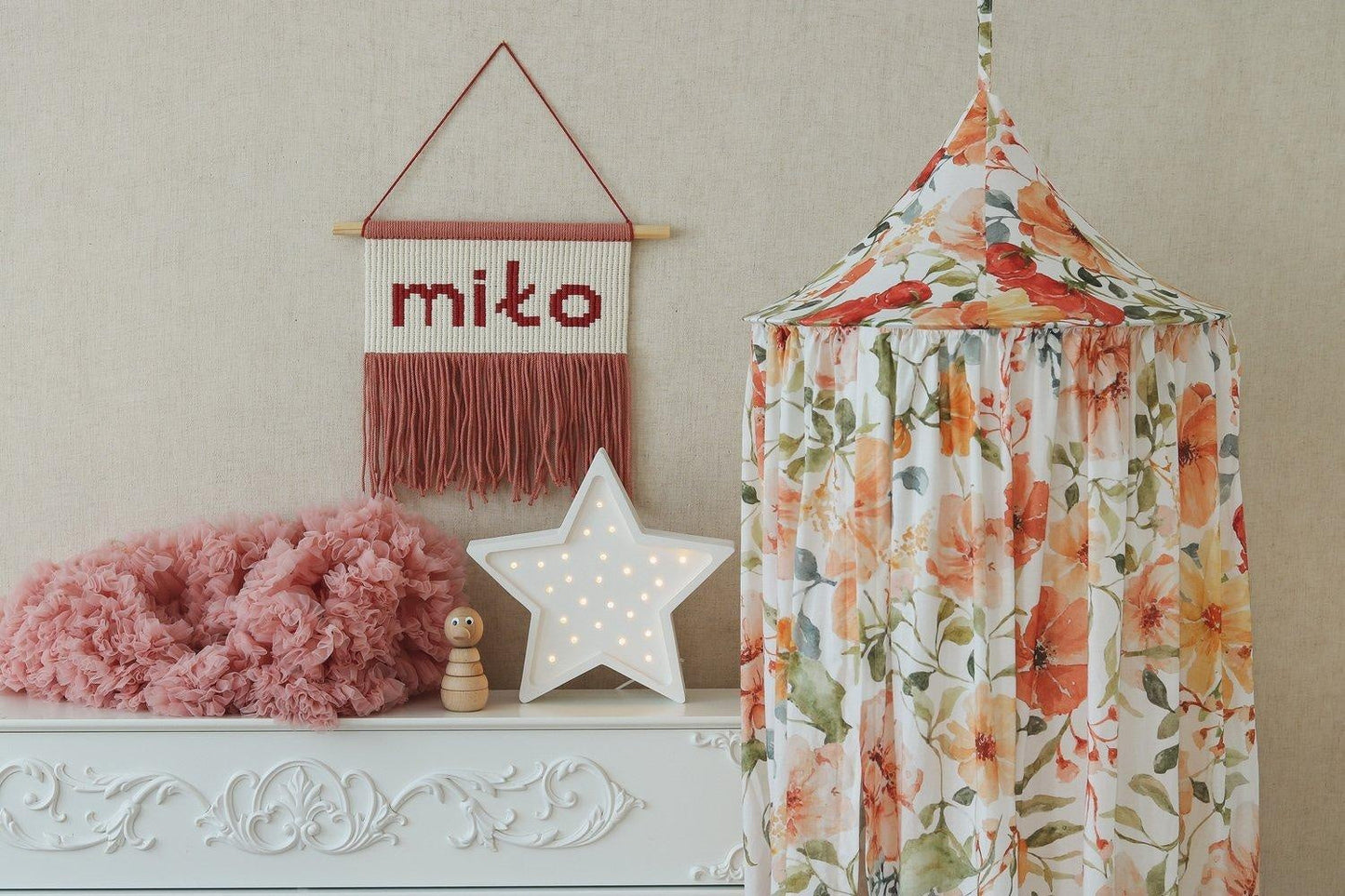 “Flower power” Canopy by Moi Mili