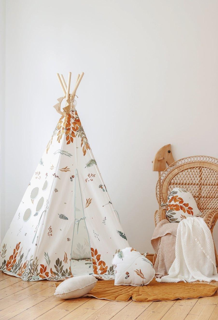 Teepee Tent “Forest Friends”
