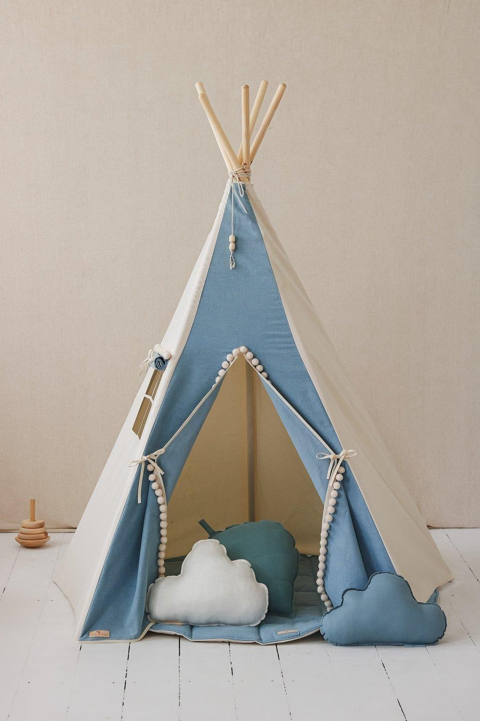 Teepee Tent “Jeans” with Pompoms