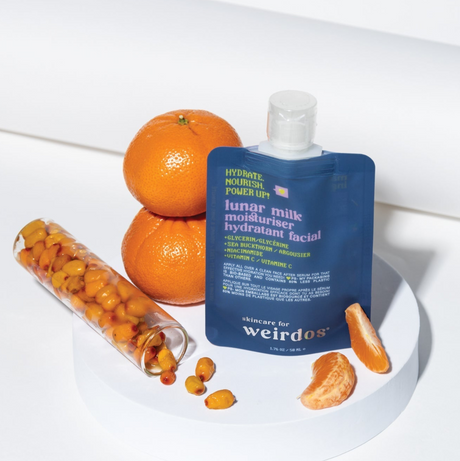 Hydrating & Brightening Moisturizer with Niacinamide, Vitamin C & Sea Buckthorn - Sumiye Co