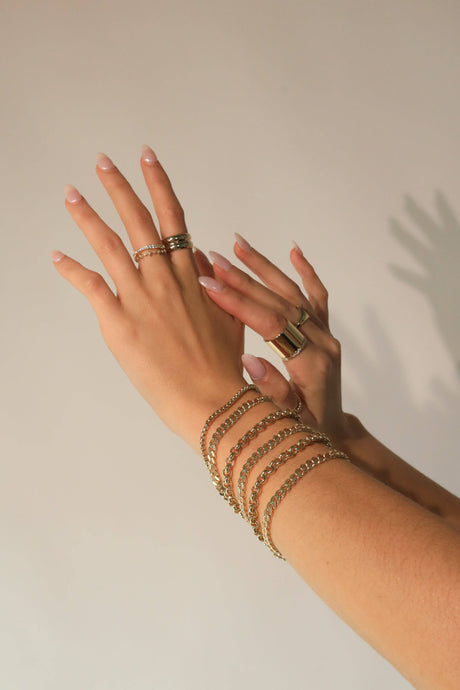 5.3mm Micro Link Curb Chain Bracelet - Sumiye Co