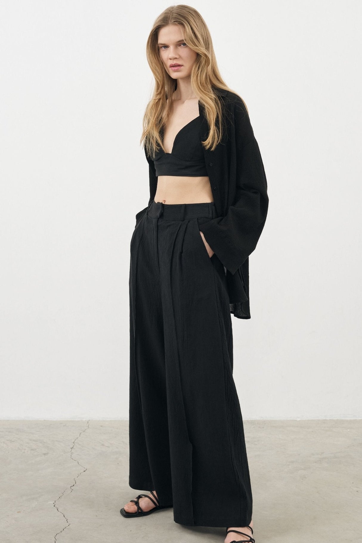 Pera Blazer - Black - Sumiye Co