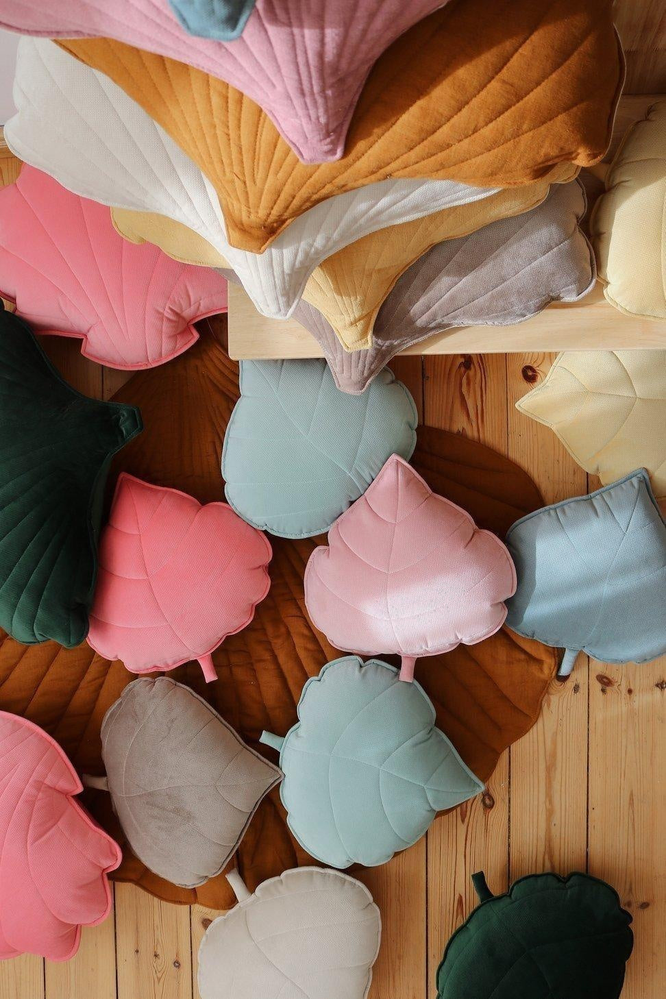 Leaf Pillow Velvet “Powder Mint” | Kids Room & Nursery Decor