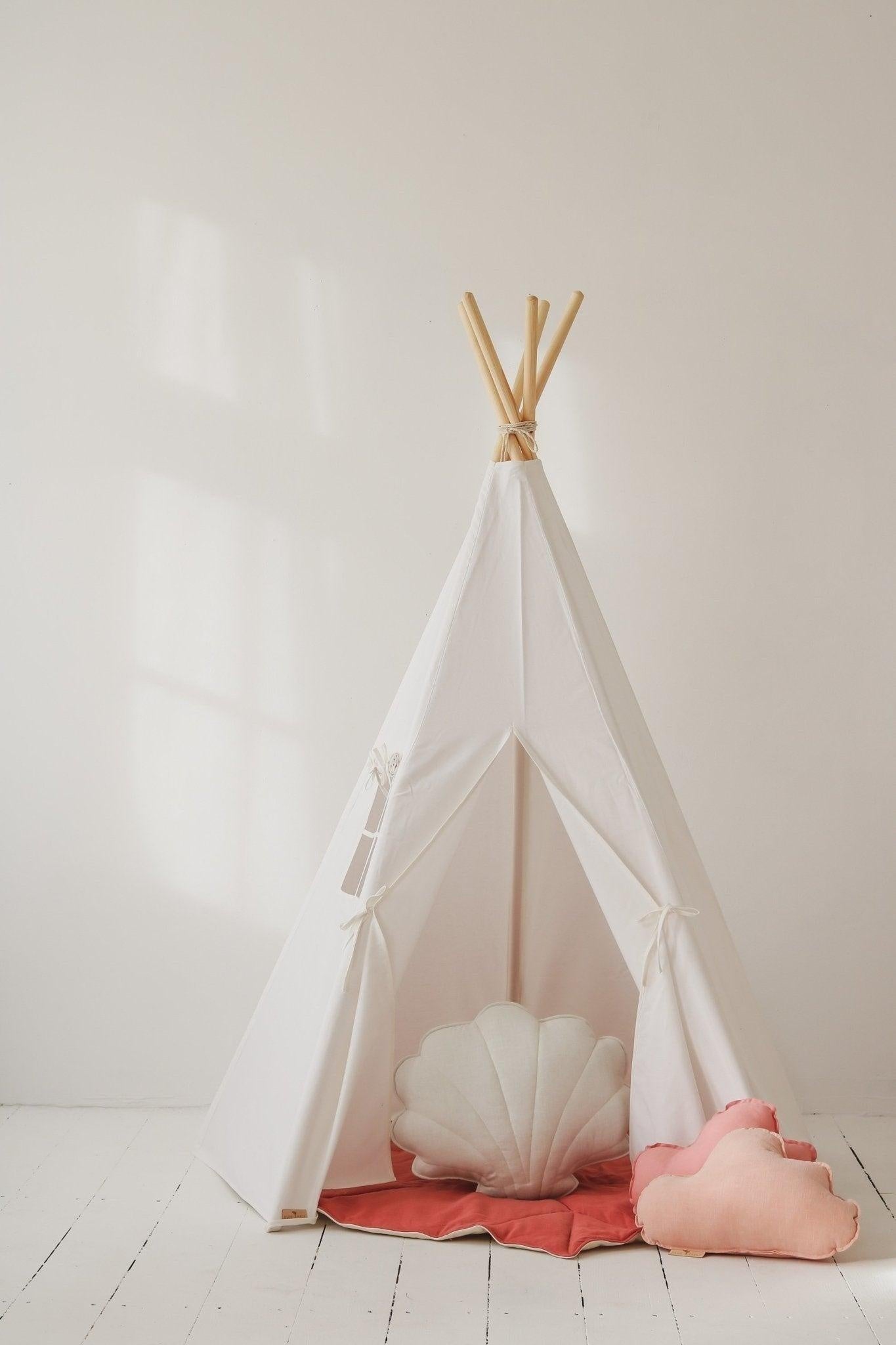 Teepee Tent “Snow White” + "White and Grey" Leaf Mat Set