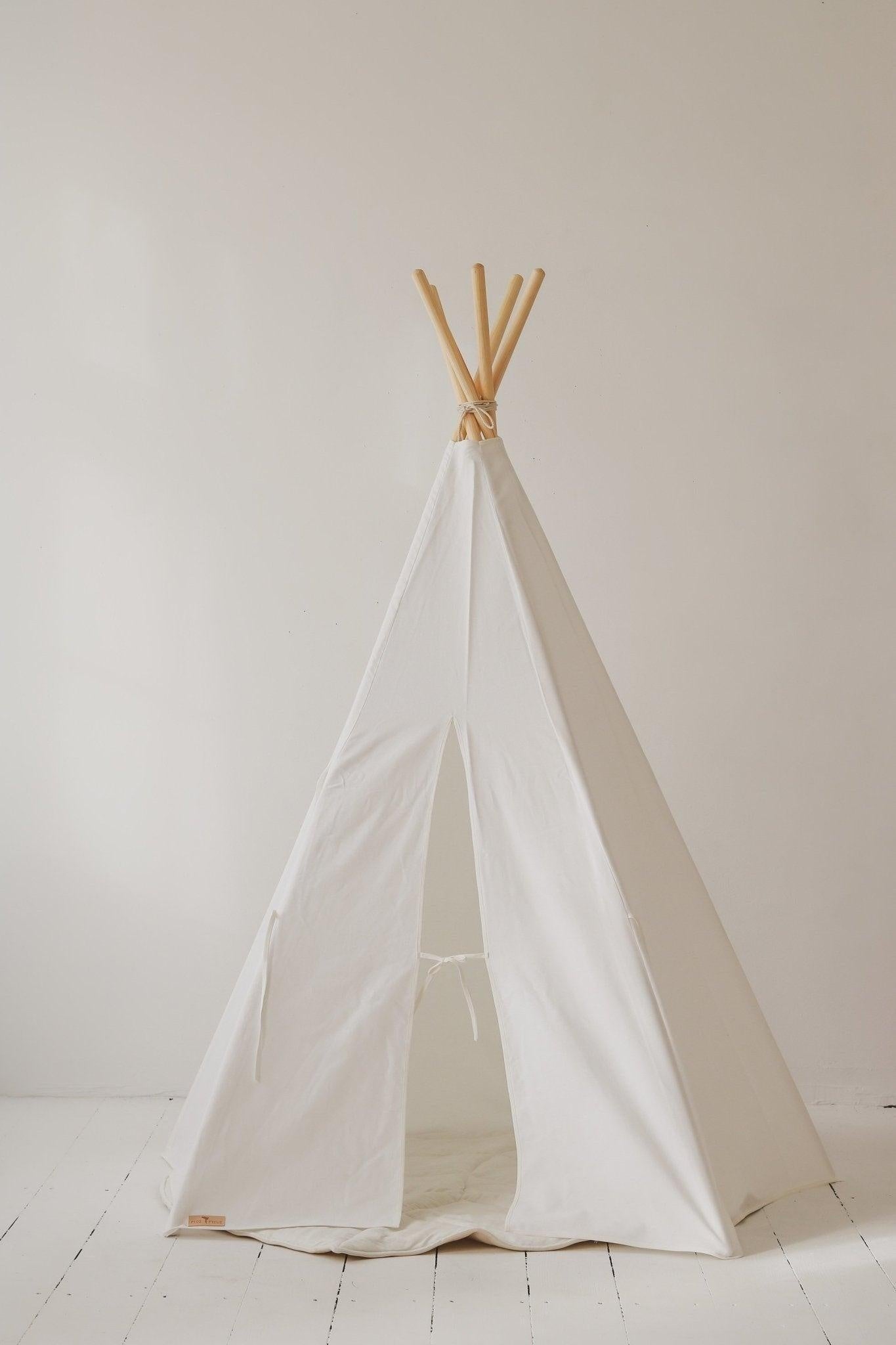 Teepee Tent “Snow White” + "White and Grey" Leaf Mat Set
