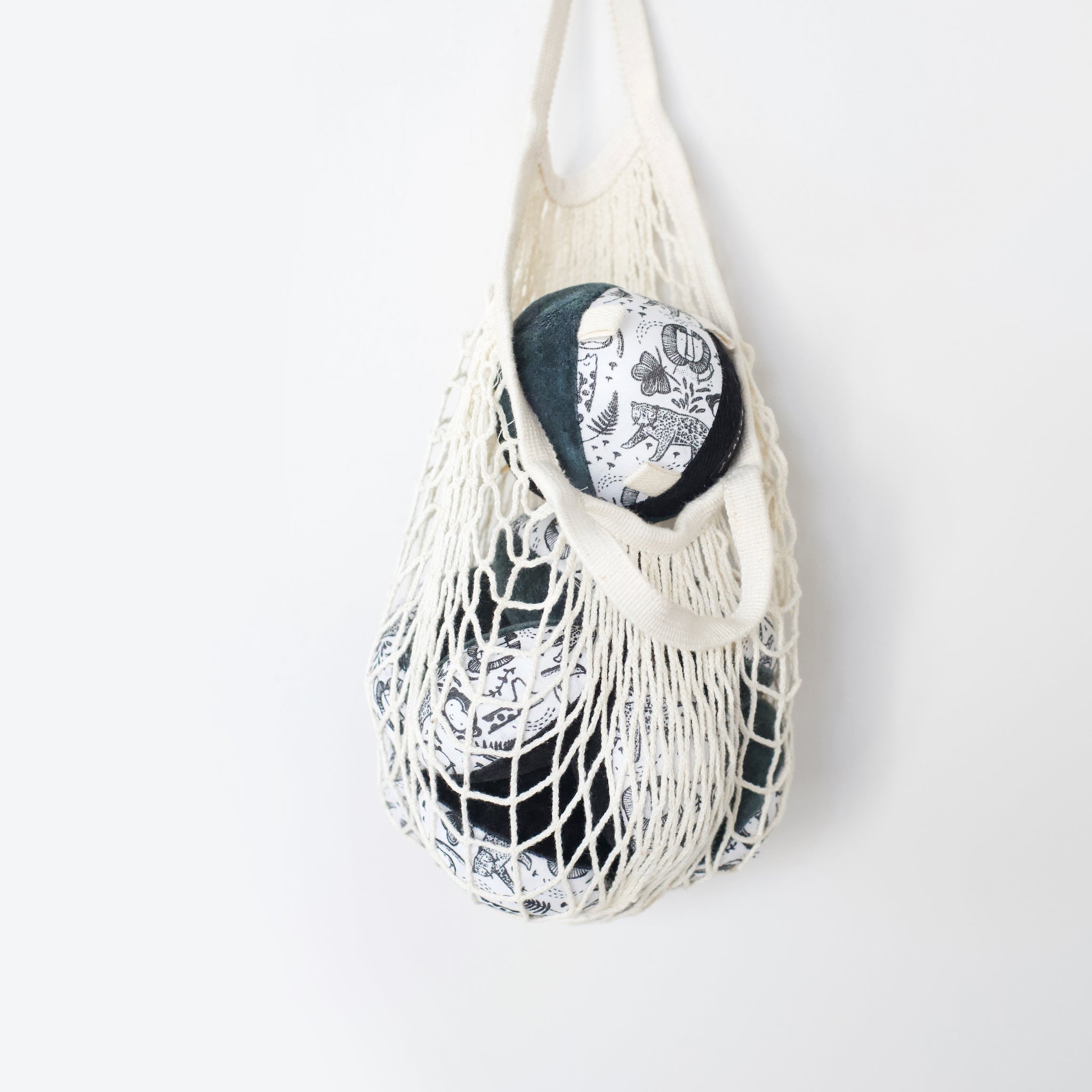 Taggy Ball with Rattle Wild - Sumiye Co