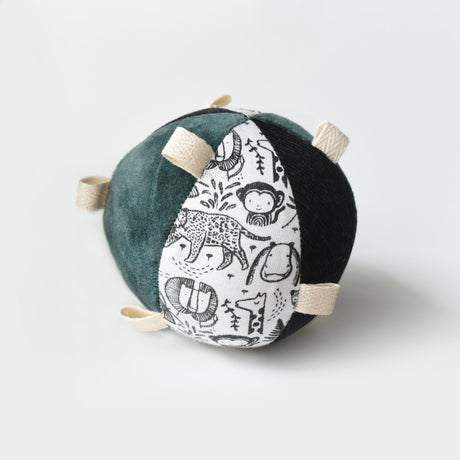 Taggy Ball with Rattle Wild - Sumiye Co