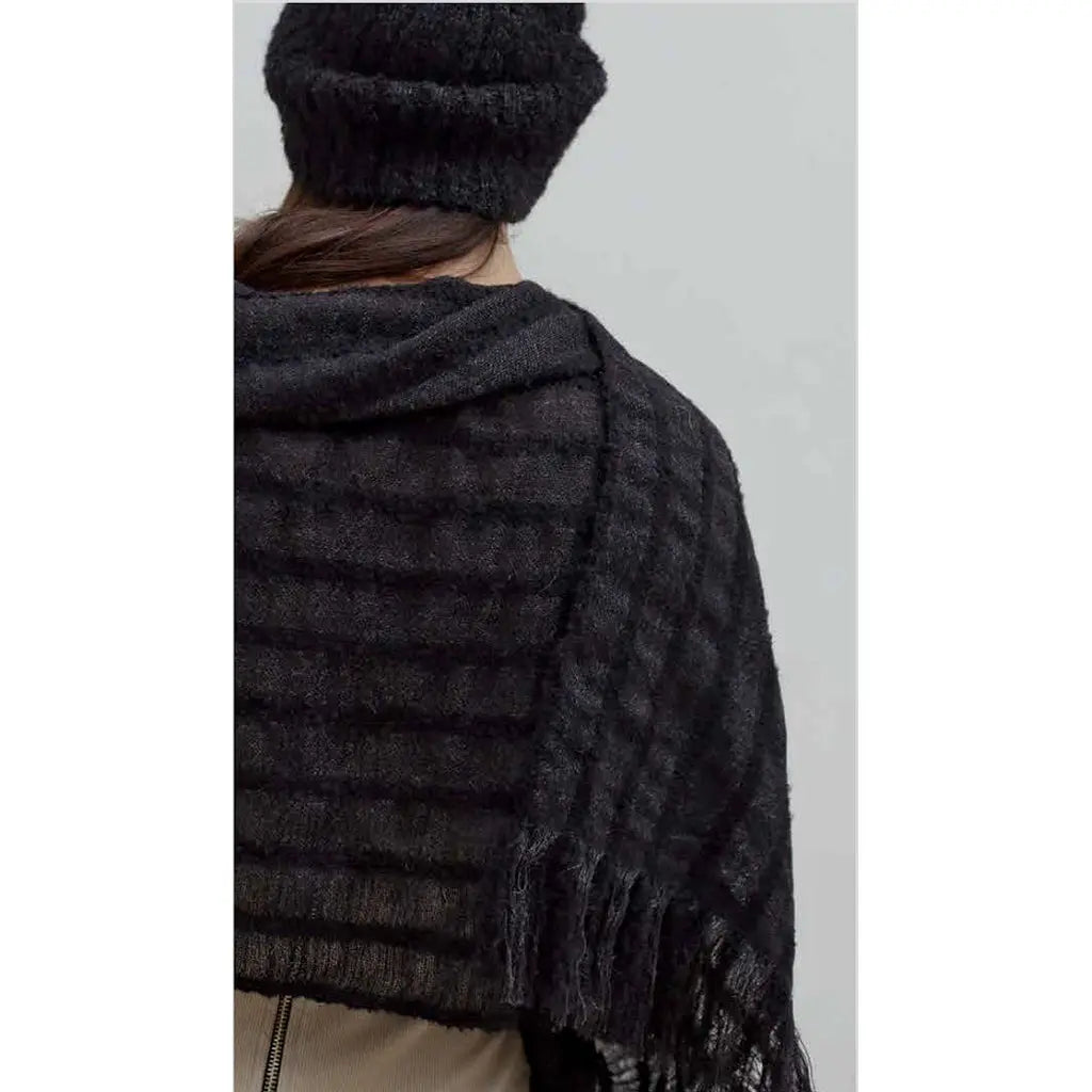Black Loop Knit Alpaca Beanie | Ethical Style SLATE + SALT