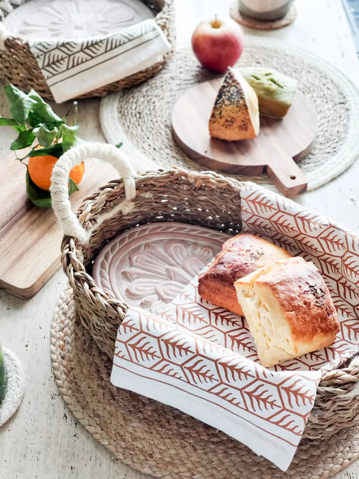 Bread Warmer & Basket Gift Set + Tea Towel (Flower) KORISSA