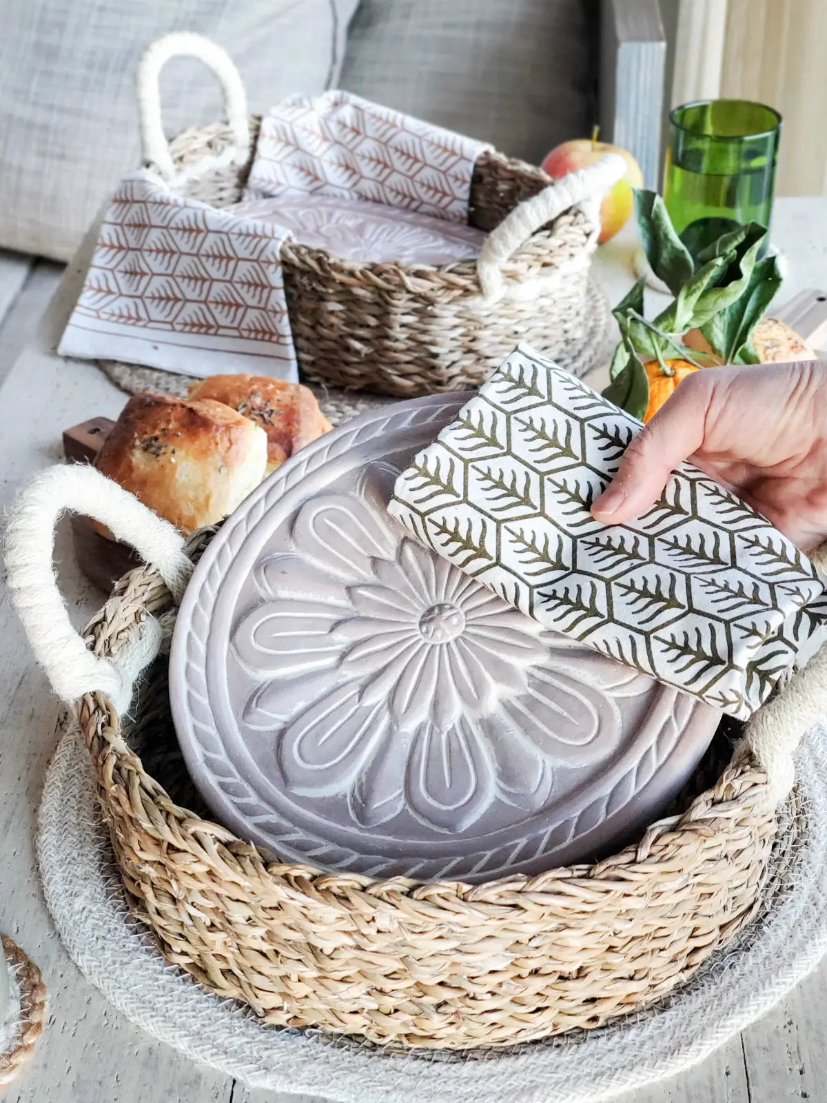 Bread Warmer & Basket Gift Set with Tea Towel - Flower KORISSA