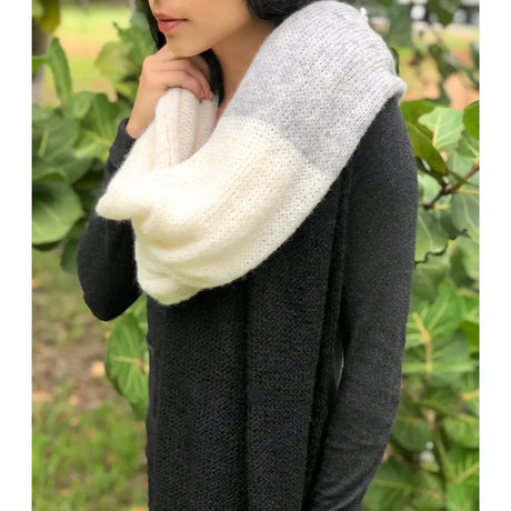 Black and White Alpaca Scarf 