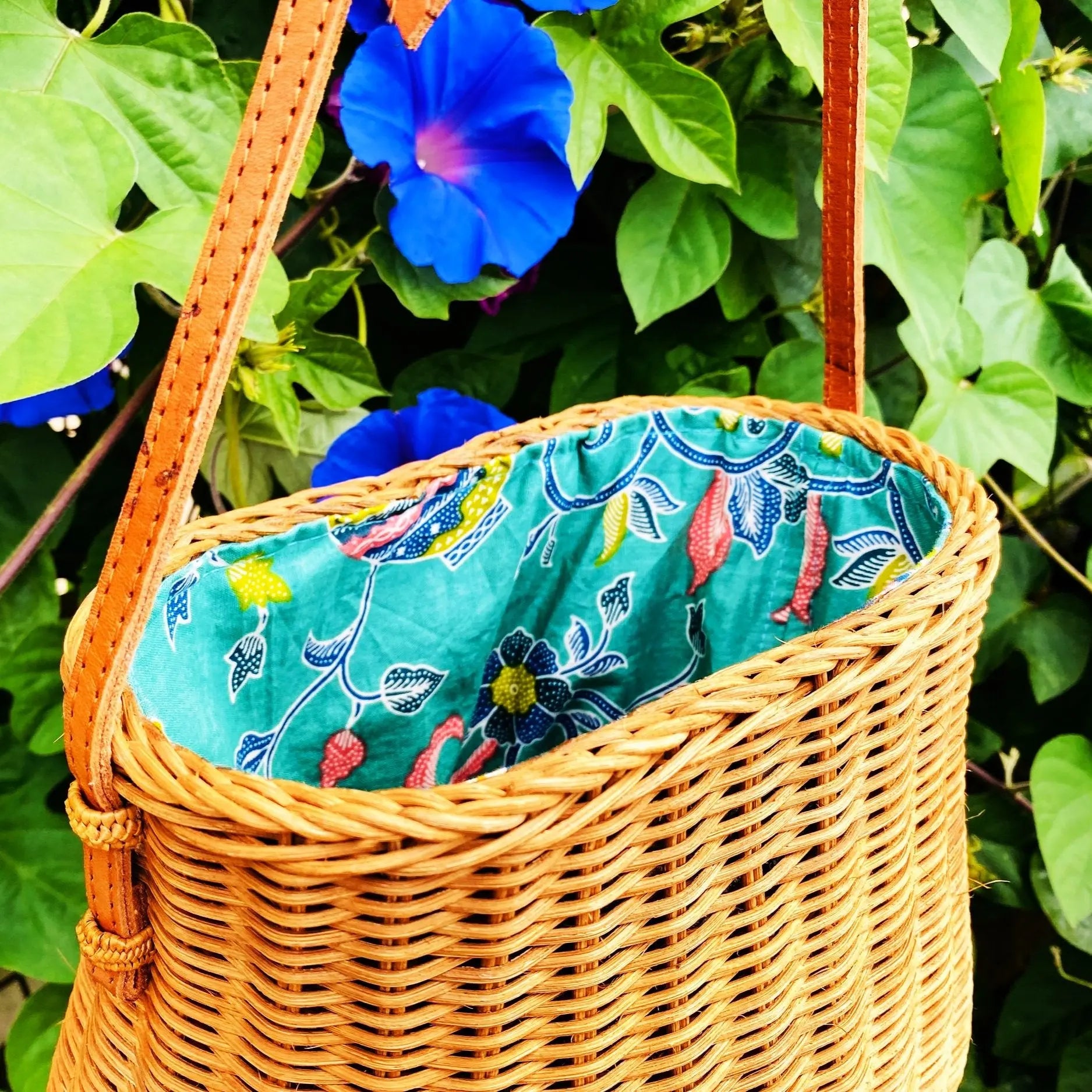 Rattan Picnic Bag | Handmade in Bali Pink Haley