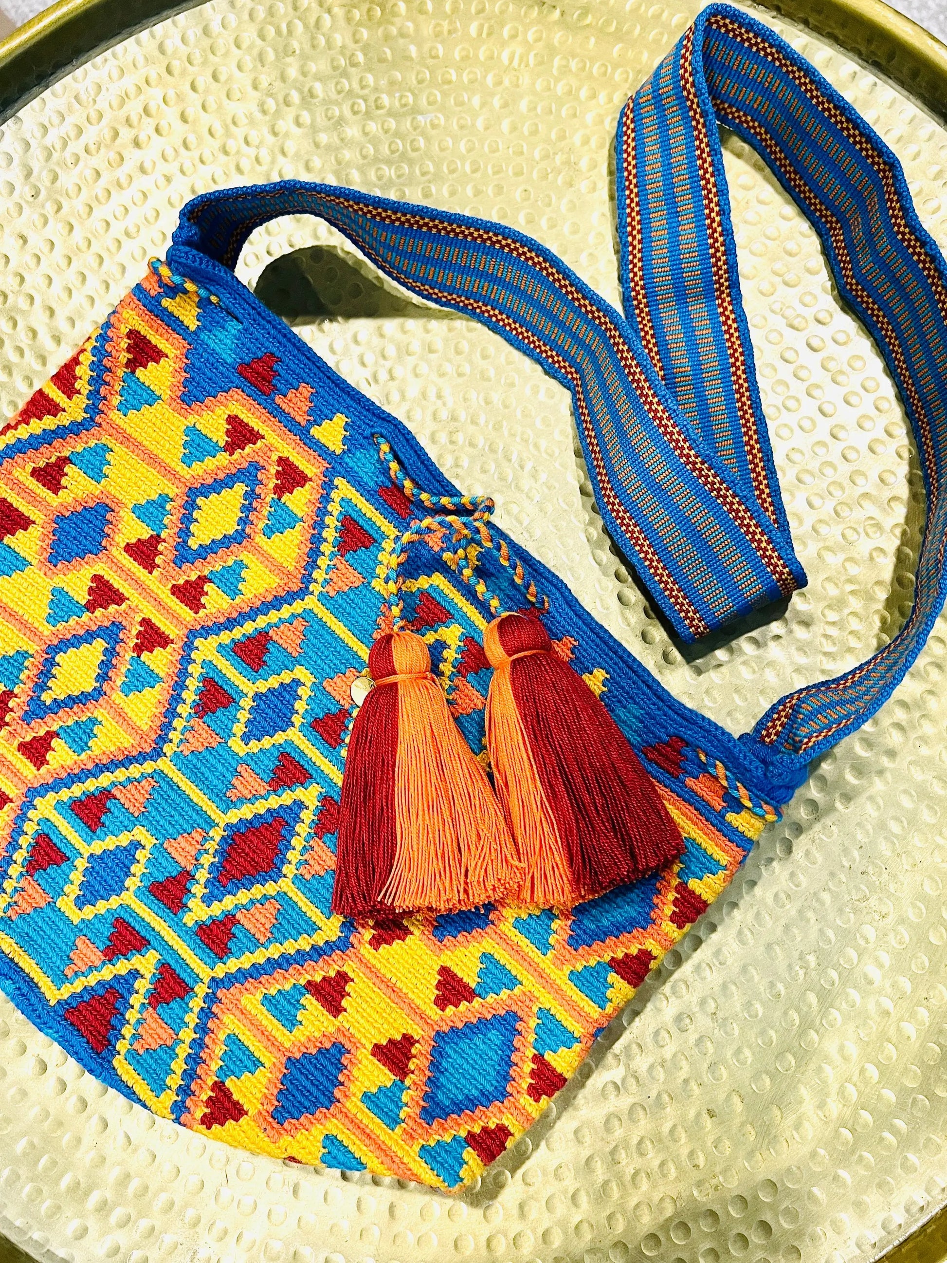 Tote Bag | Handwoven in Colombia | Wayuu Brava Sumiye Co